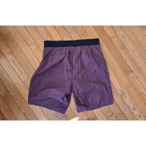 New 1st phorm mens maroon gym shorts 9" inseam M